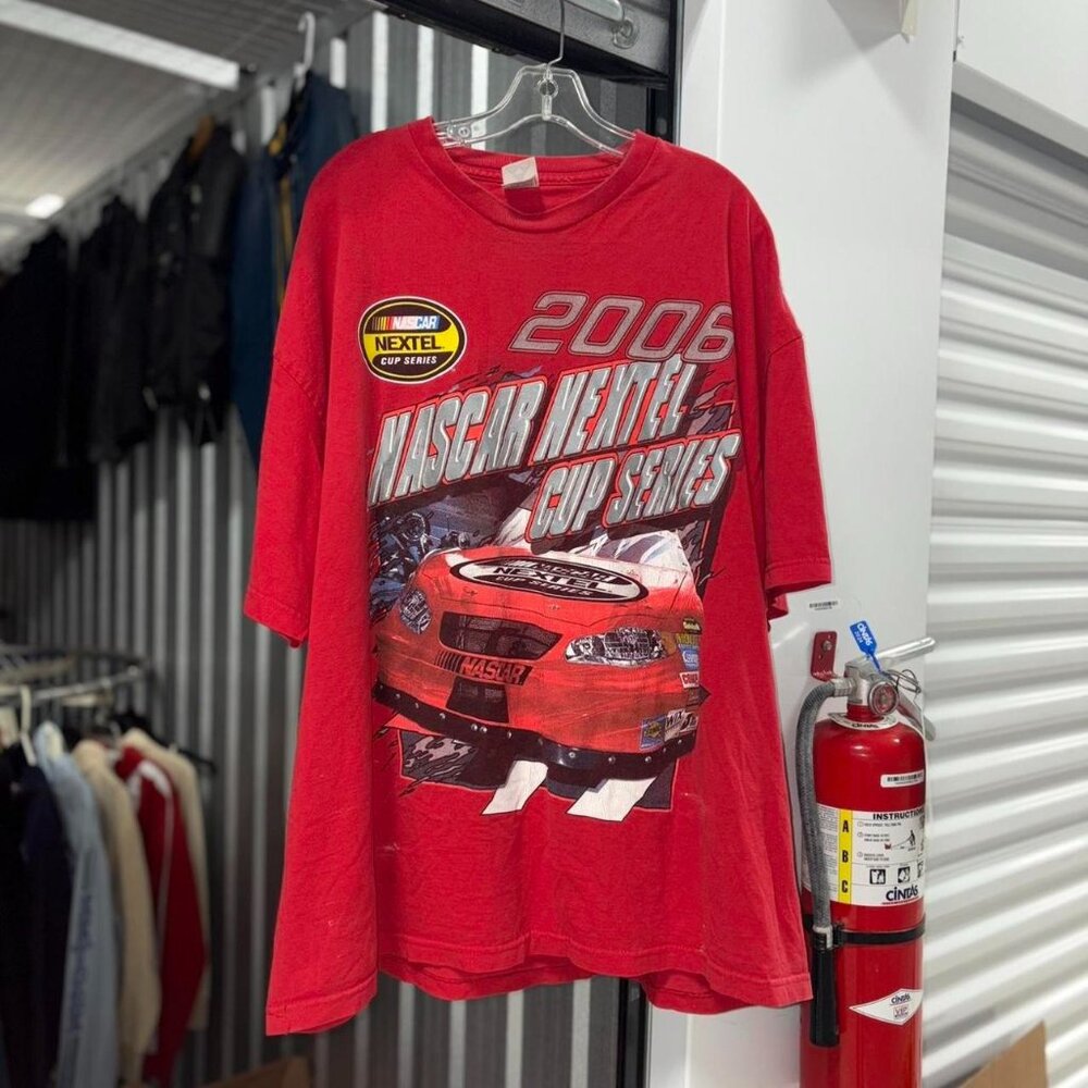 Vintage y2k 2006 Nascar Dale Earnhardt Jr red big graphic